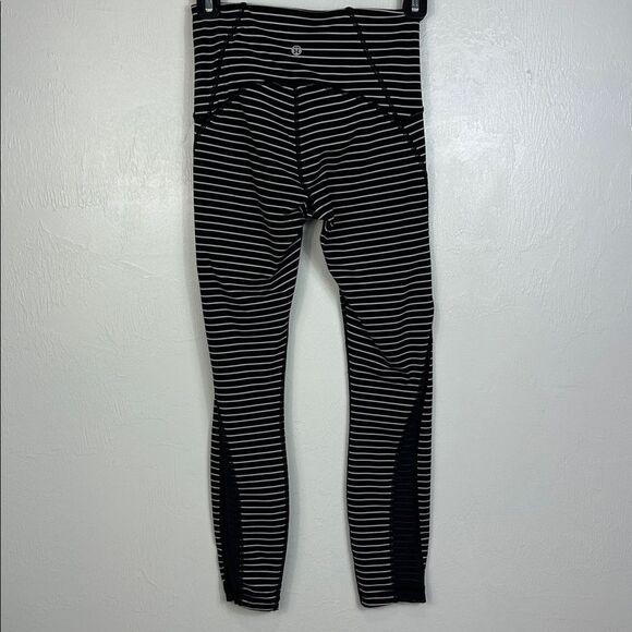 Lululemon Train Times Pant Leggings 25" Parallel Stripe Black White Size 4 - Picture 4 of 9